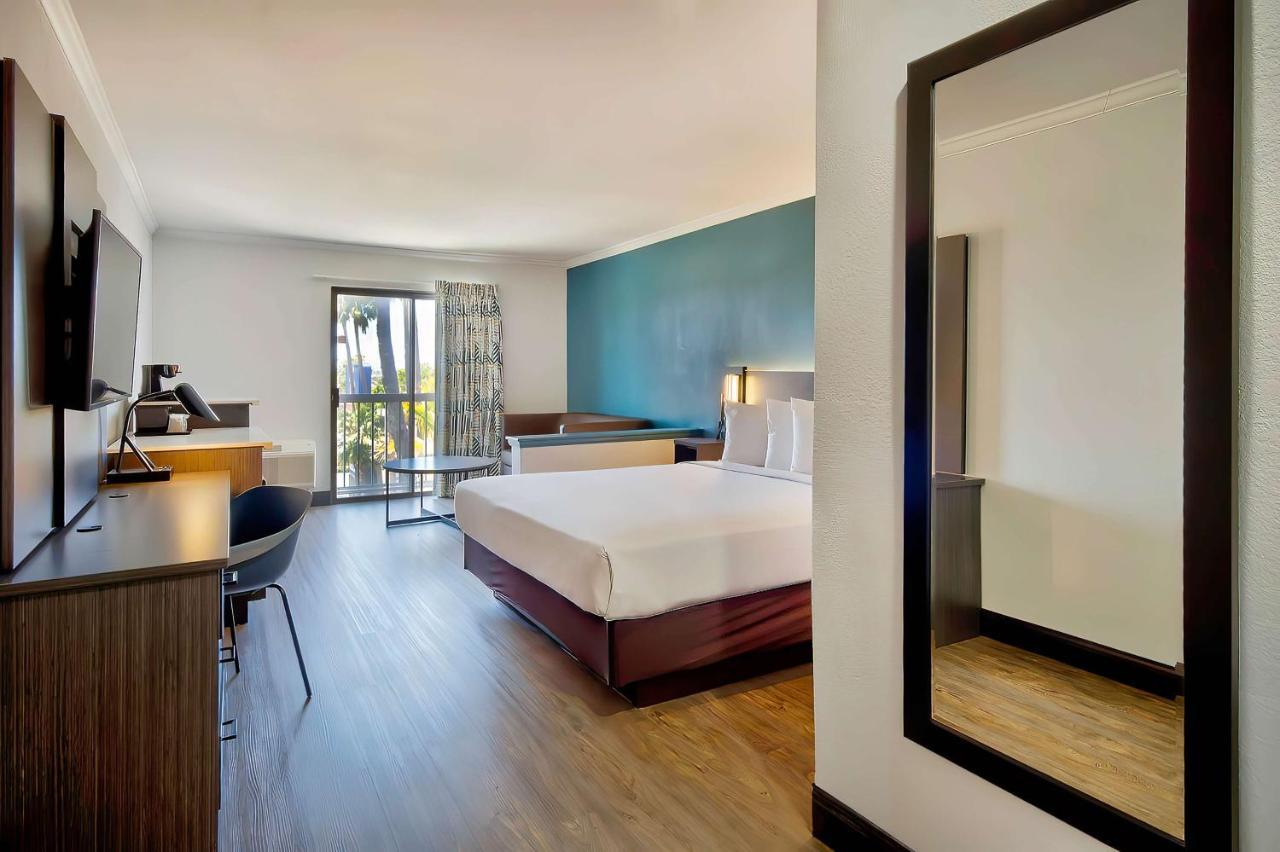 Studio 6 Suites Lawndale, Ca South Bay Экстерьер фото